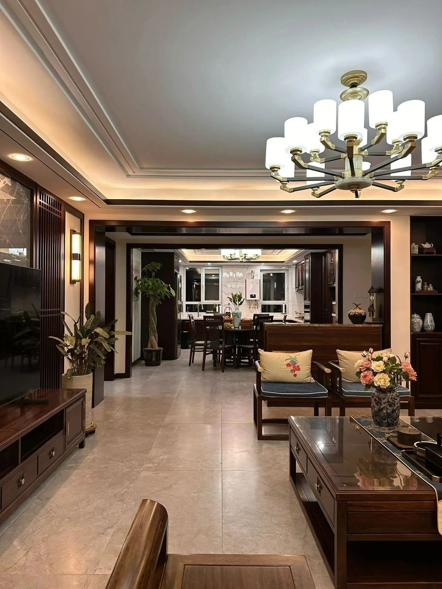 新中式家具定制應(yīng)該注意以下幾點！