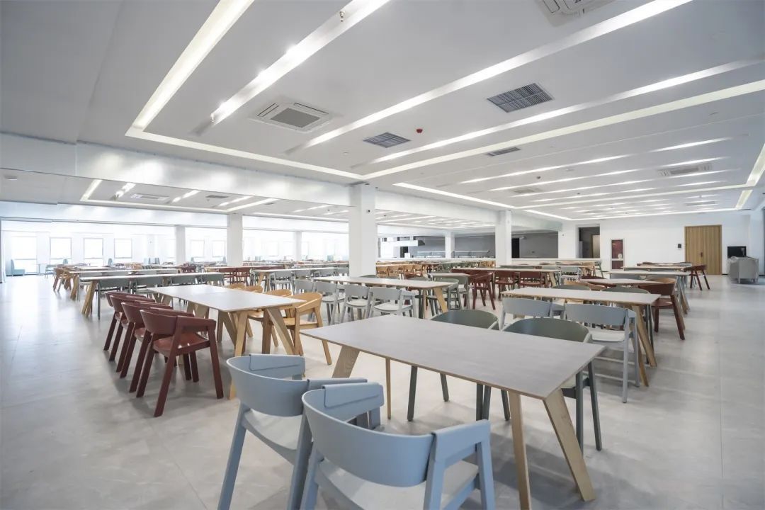 杭州富陽(yáng)水上運(yùn)動(dòng)中心