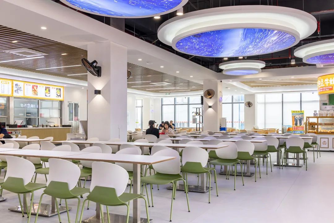 廣東肇慶航空職業(yè)學(xué)院